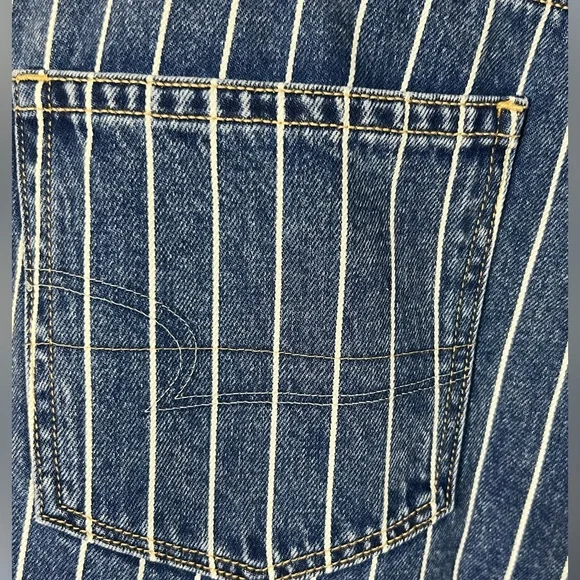 American Eagle Outfitters Denim Mom Jeans with White Stripes, cropped ankle - Picture 4 of 5